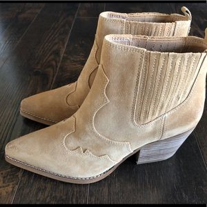 Sam Edelman Western Bootie New Size 8 1/2
